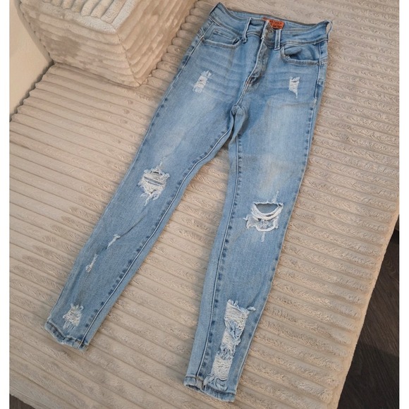 Wax Jean Denim - Wax Jean Butt I Love You Distressed Skinny Jeans Size 3/26 Light Wash Ripped